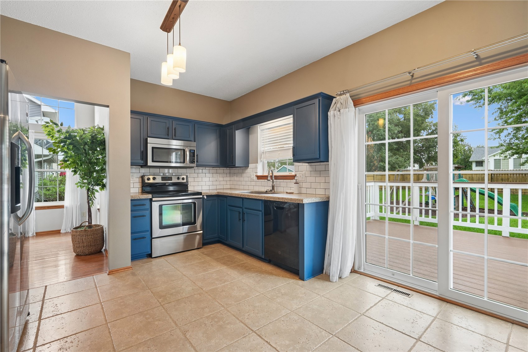 235 N 18th Avenue Hiawatha IA 52233