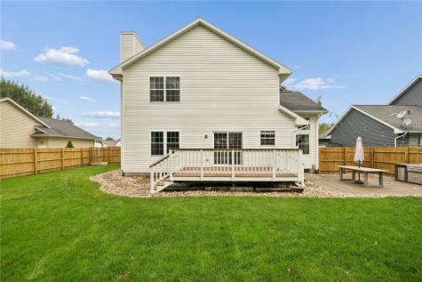 235 N 18th Avenue Hiawatha IA 52233