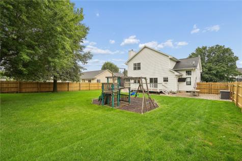 235 N 18th Avenue Hiawatha IA 52233