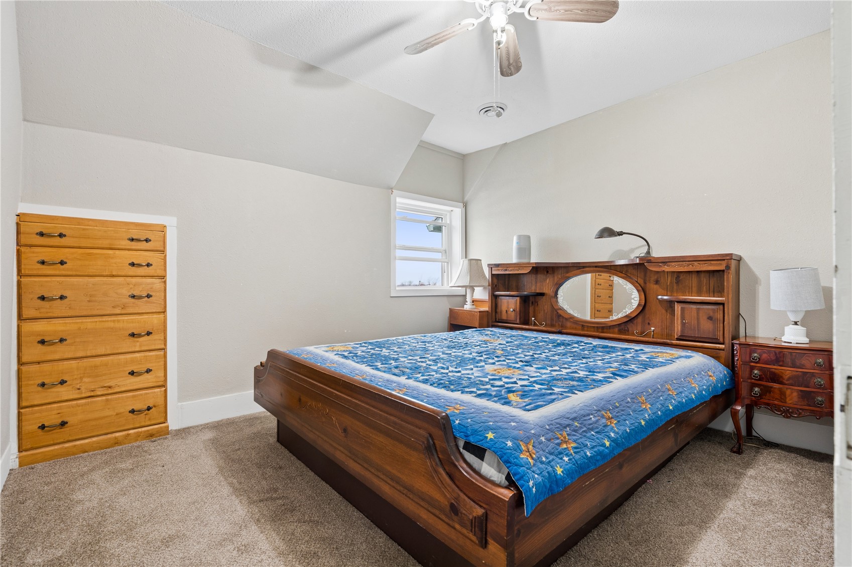 207 6th Street Van Horne IA 52346