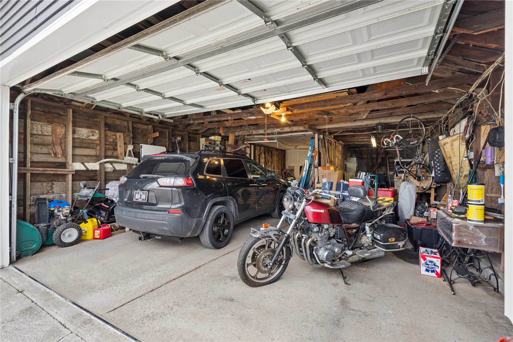 207 6th Street Van Horne IA 52346