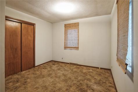 2237 Birchwood Drive NE Cedar Rapids IA 52402