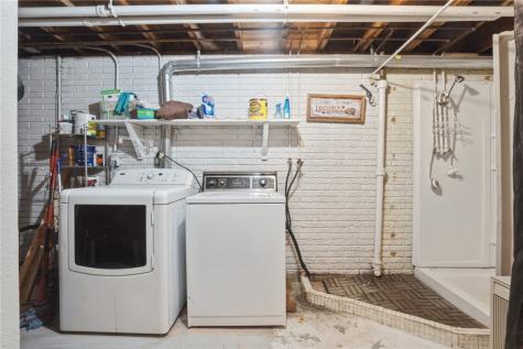 2237 Birchwood Drive NE Cedar Rapids IA 52402