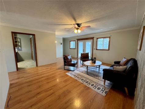 2237 Birchwood Drive NE Cedar Rapids IA 52402