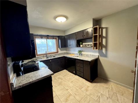 2237 Birchwood Drive NE Cedar Rapids IA 52402