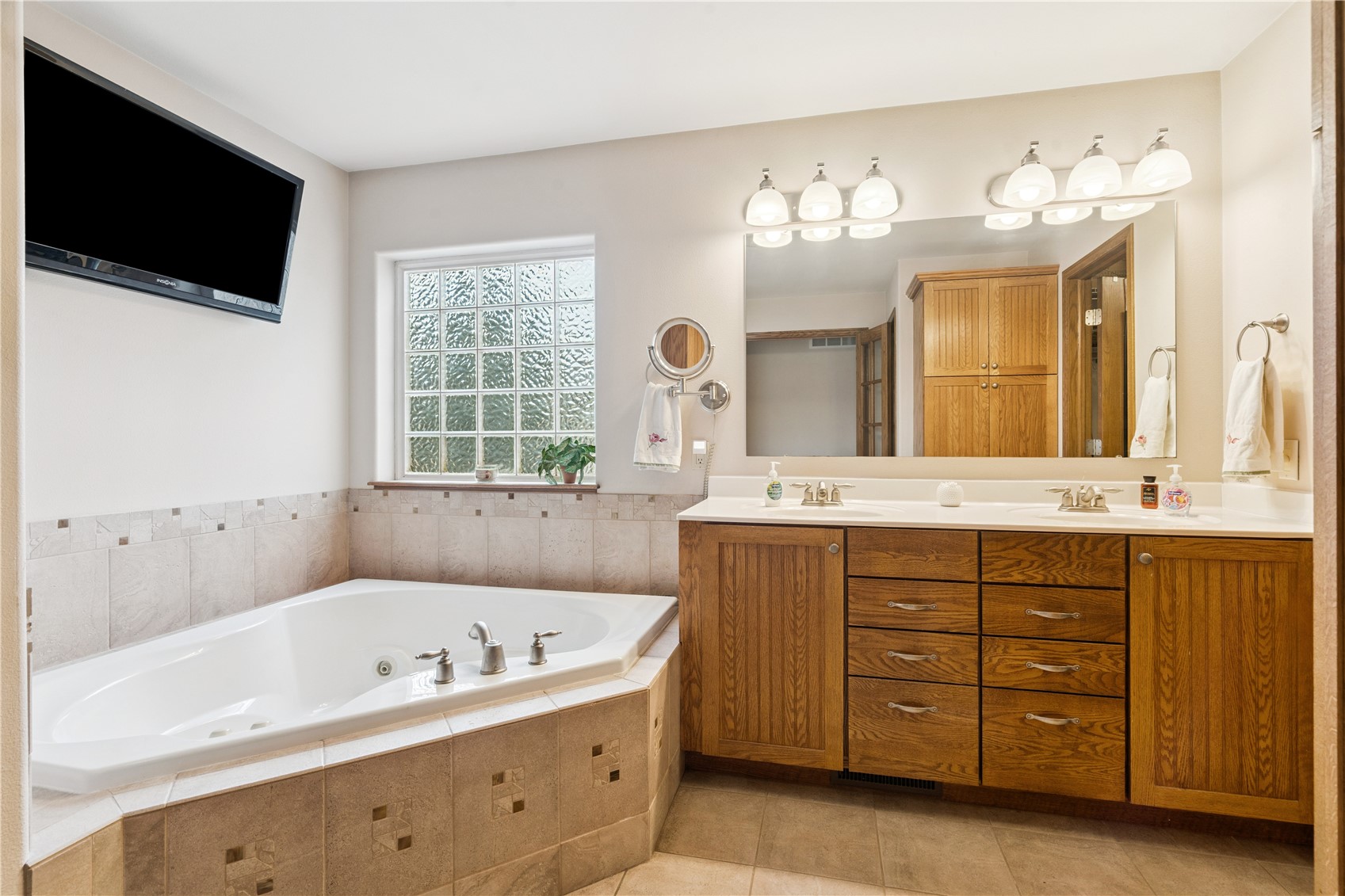 110 Willow Lane North Liberty IA 52317