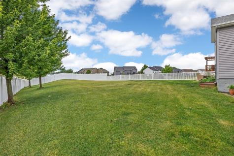 2414 Hallbrook Street SW Cedar Rapids IA 52404