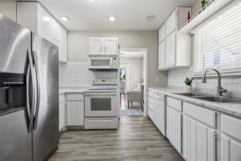 1330 C Street SW Cedar Rapids IA 52404