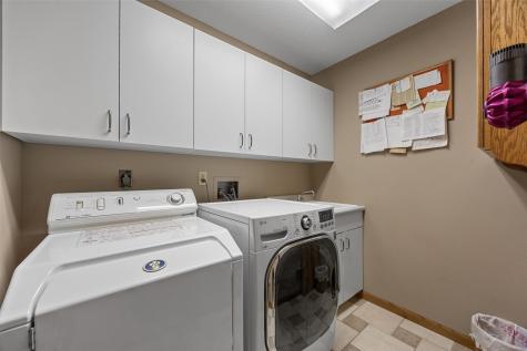 5810 Sanden Road NE Cedar Rapids IA 52411