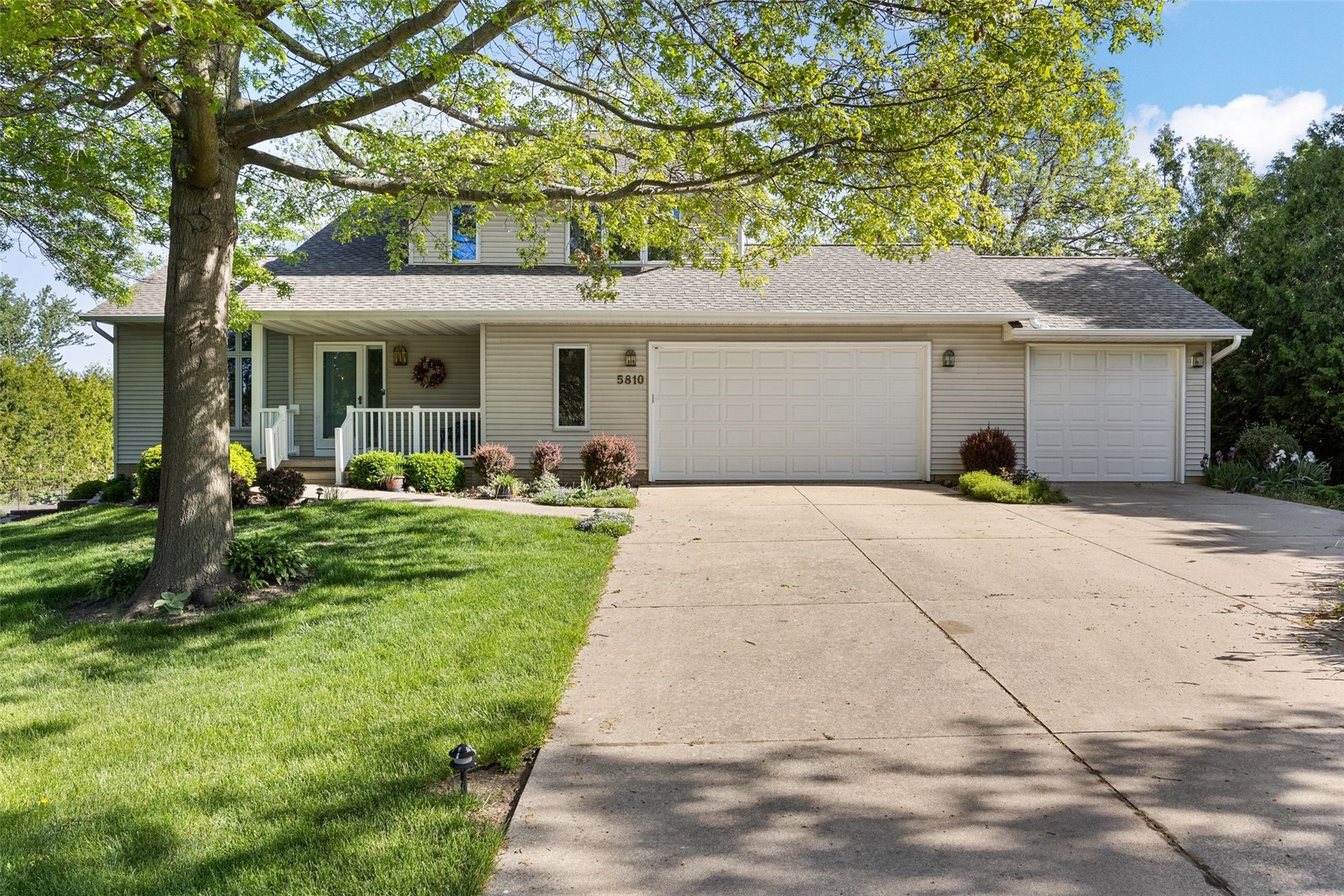 5810 Sanden Road NE Cedar Rapids IA 52411