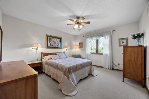 5810 Sanden Road NE Cedar Rapids IA 52411