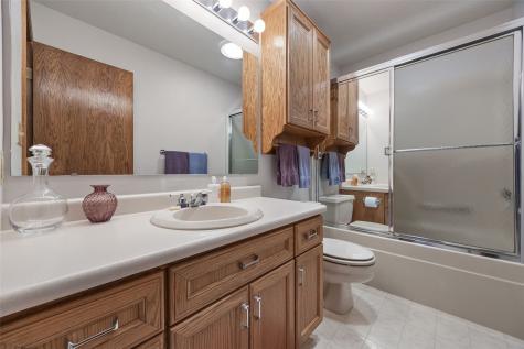 5810 Sanden Road NE Cedar Rapids IA 52411