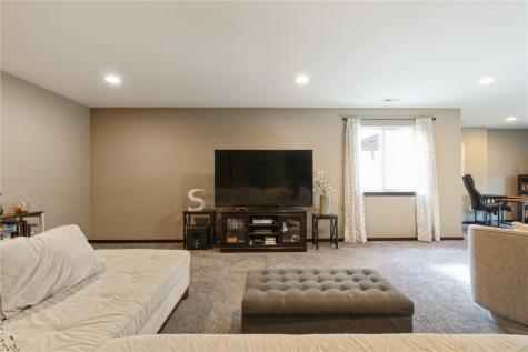 1716 Pioneer Court SE Cedar Rapids IA 52403