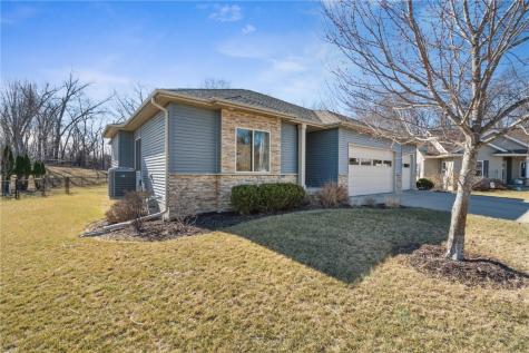 1716 Pioneer Court SE Cedar Rapids IA 52403