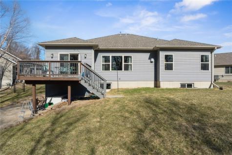1716 Pioneer Court SE Cedar Rapids IA 52403