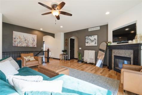 1716 Pioneer Court SE Cedar Rapids IA 52403