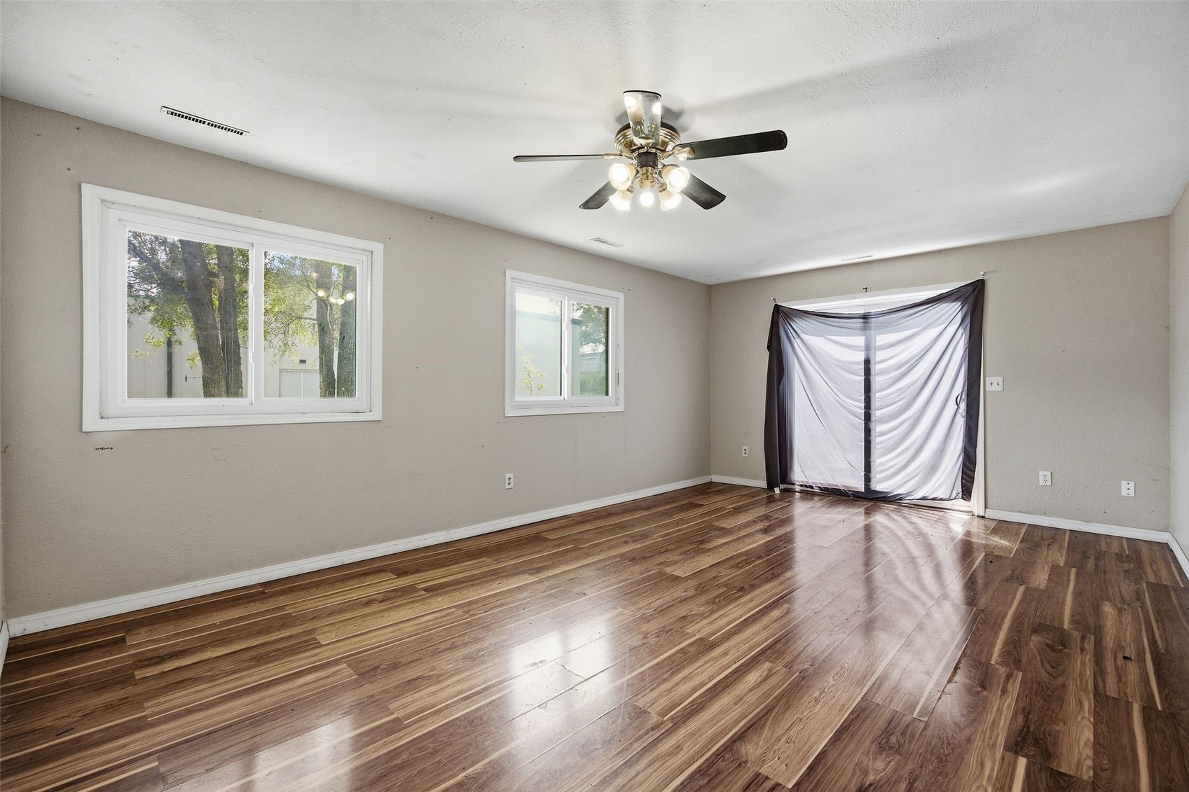 1001 17th Street NE Cedar Rapids IA 52402