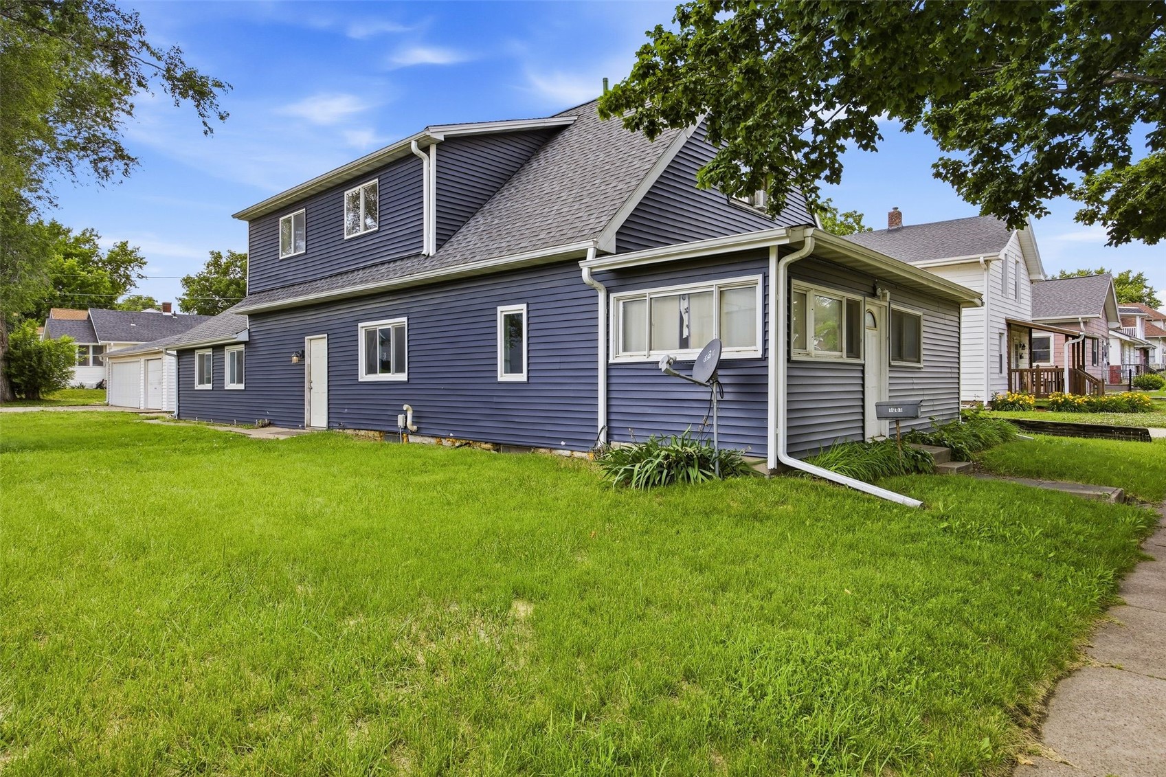 1001 17th Street NE Cedar Rapids IA 52402