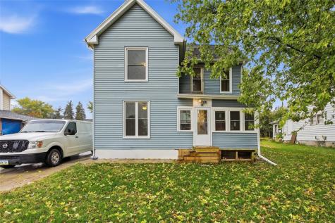 121 Grove Street Shellsburg IA 52332