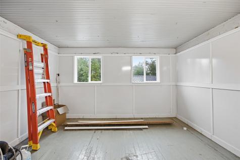 121 Grove Street Shellsburg IA 52332