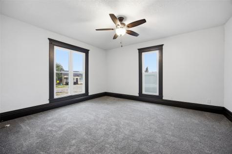 121 Grove Street Shellsburg IA 52332