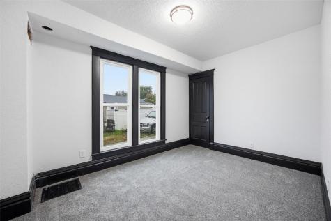 121 Grove Street Shellsburg IA 52332