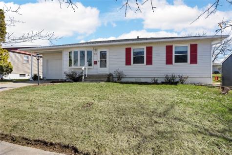 919 Owen Street NW Cedar Rapids IA 52405