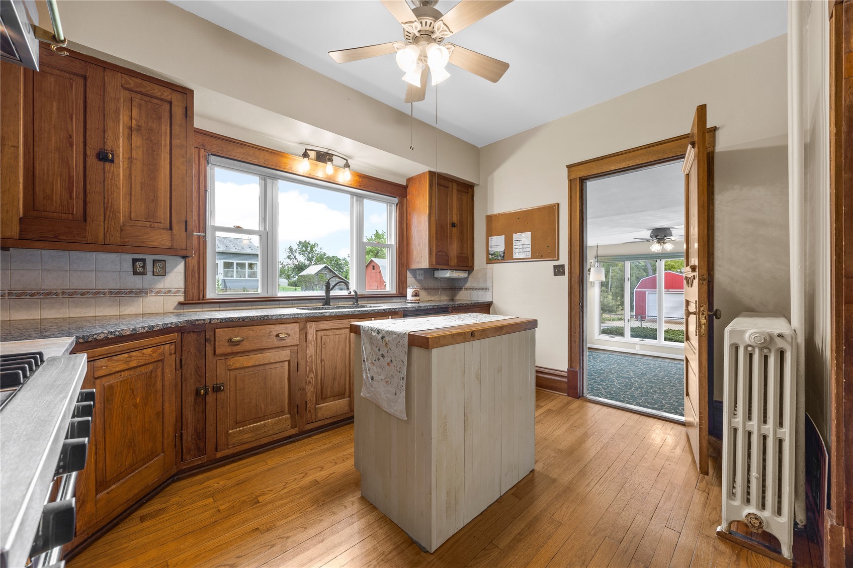 510 Broadway Street Springville IA 52336