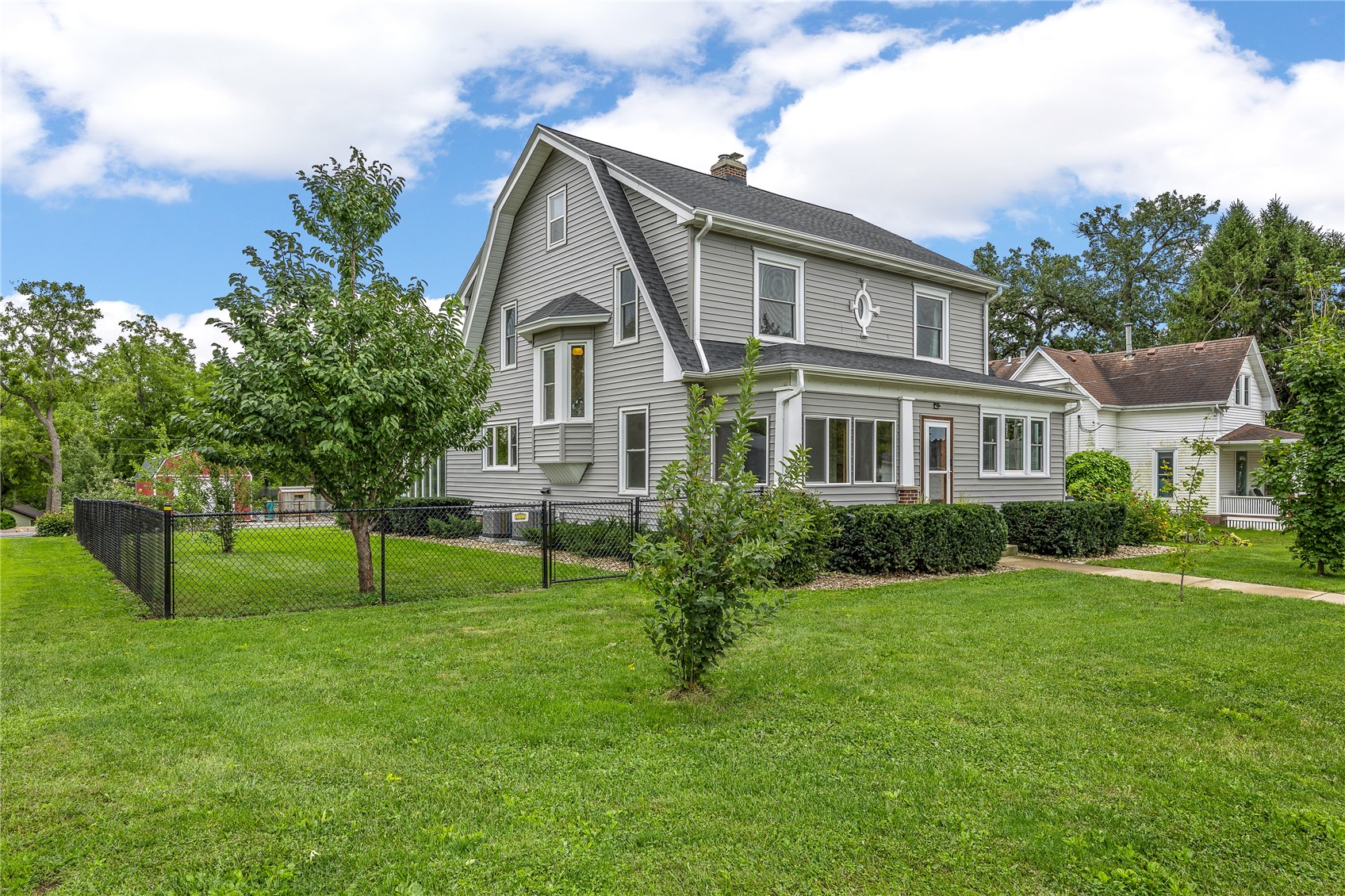 510 Broadway Street Springville IA 52336