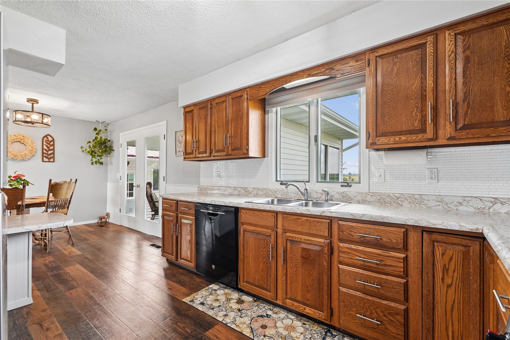 6671 18th Avenue Keystone IA 52249