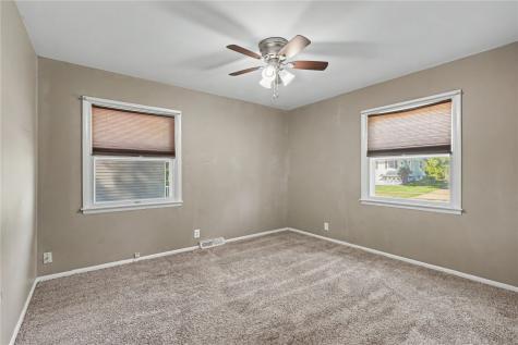 1010 Pawnee Drive NW Cedar Rapids IA 52405