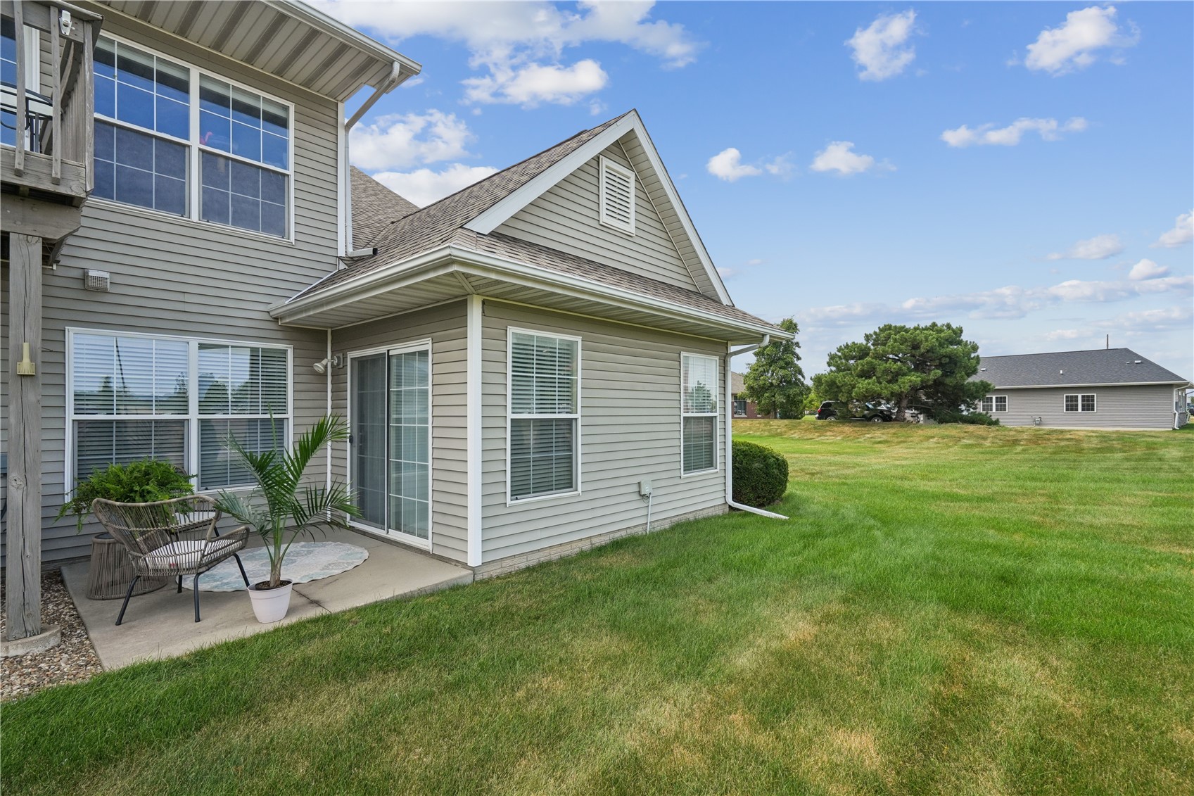 1208 Litchfield Dr Bldg C Hiawatha IA 52233