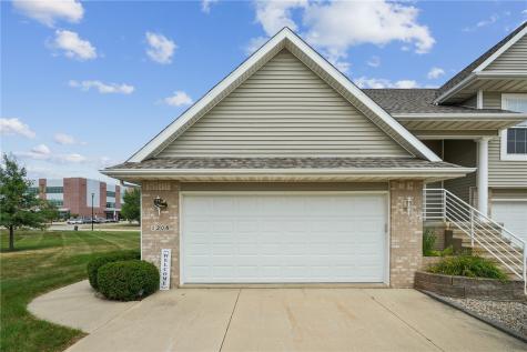 1208 Litchfield Dr Bldg C Hiawatha IA 52233