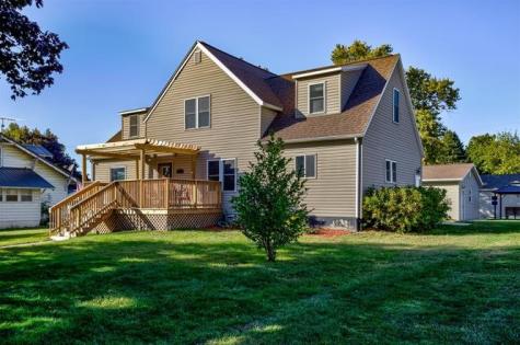 509 E Chestnut Street Hubbard IA 50122