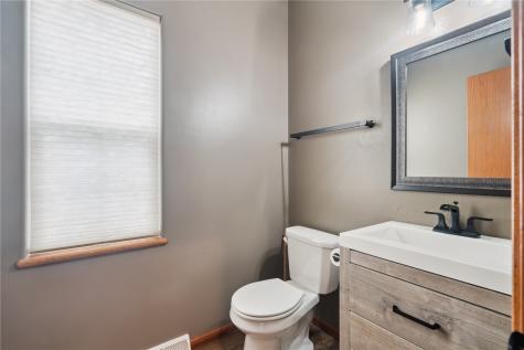 2385 Wolf Creek Trail Hiawatha IA 52233