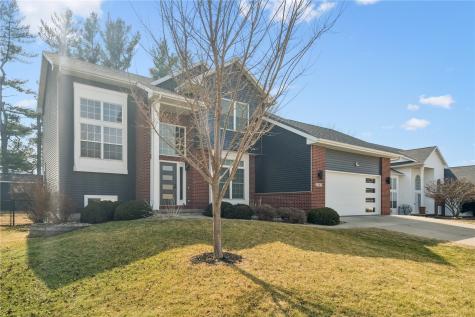2385 Wolf Creek Trail Hiawatha IA 52233