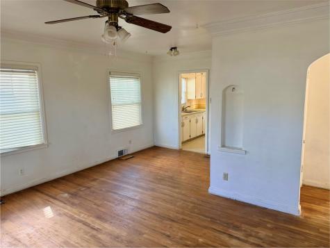 3827 C Avenue NE Cedar Rapids IA 52402