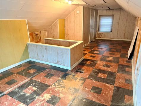 3827 C Avenue NE Cedar Rapids IA 52402