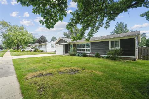 1725 Country Club Drive Marion IA 52302