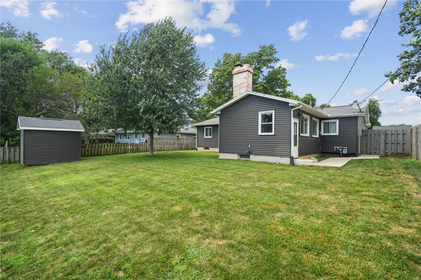 1725 Country Club Drive Marion IA 52302