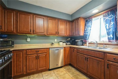 1725 Country Club Drive Marion IA 52302