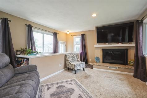 1725 Country Club Drive Marion IA 52302