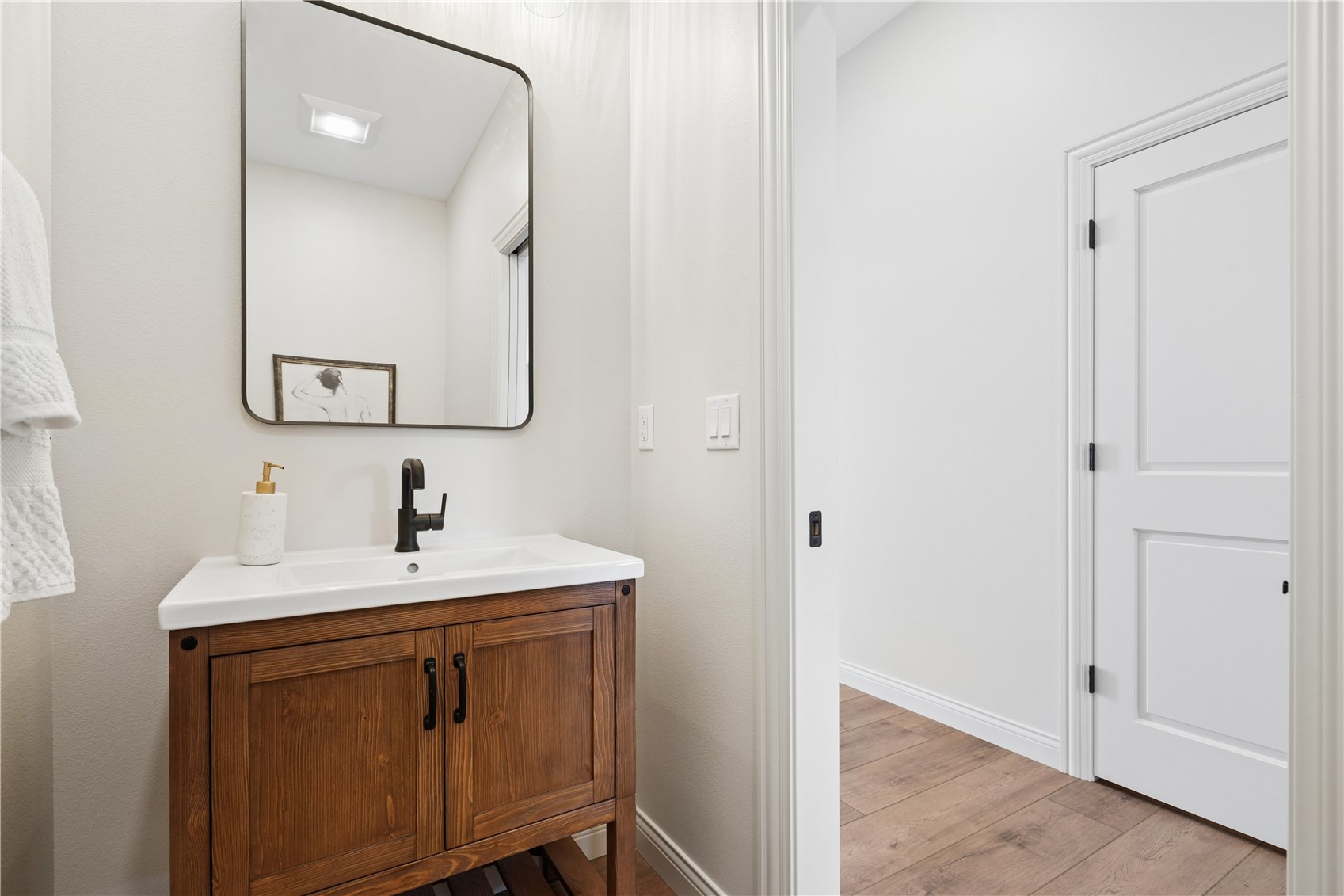 702 Lakeview Tiffin IA 52340