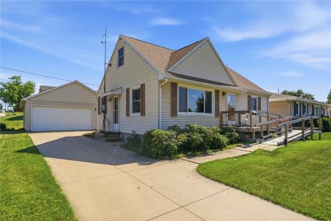 3401 Dennis Drive NW Cedar Rapids IA 52405