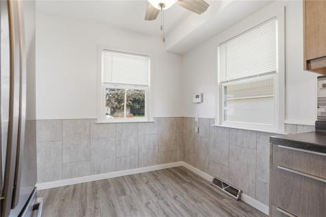 3401 Dennis Drive NW Cedar Rapids IA 52405