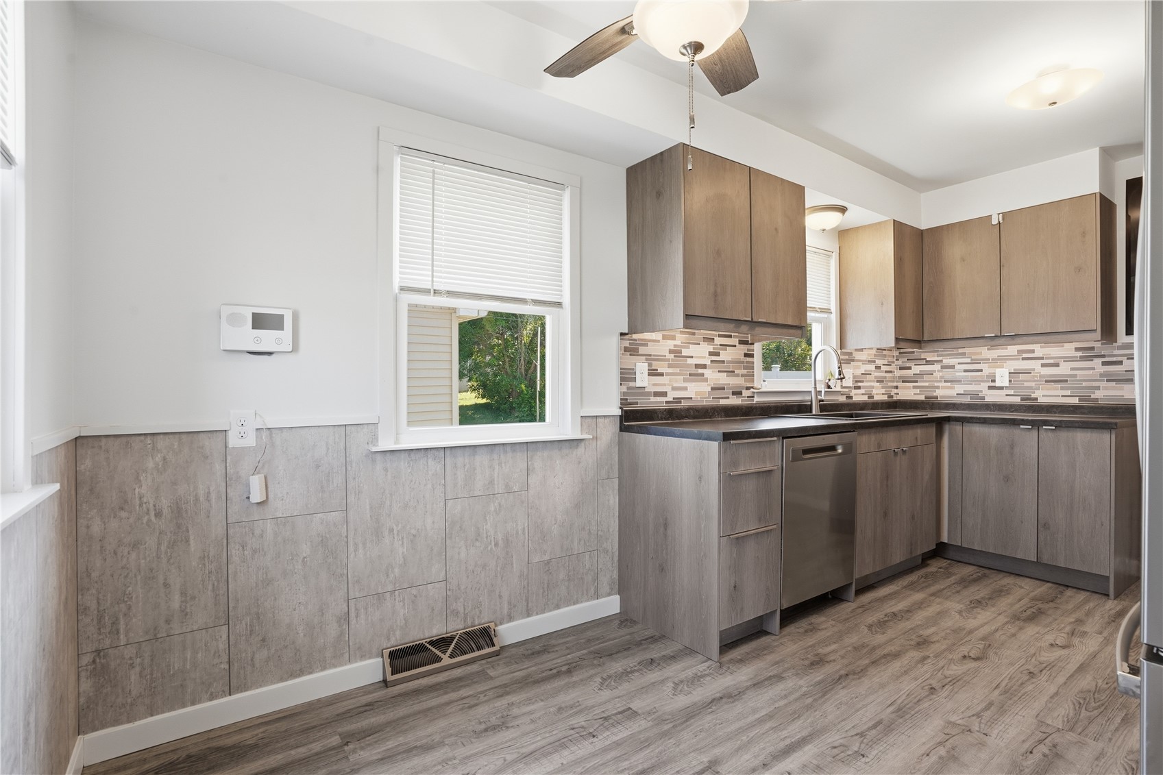 3401 Dennis Drive NW Cedar Rapids IA 52405