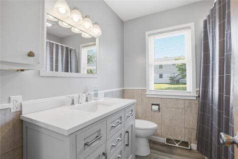 3401 Dennis Drive NW Cedar Rapids IA 52405
