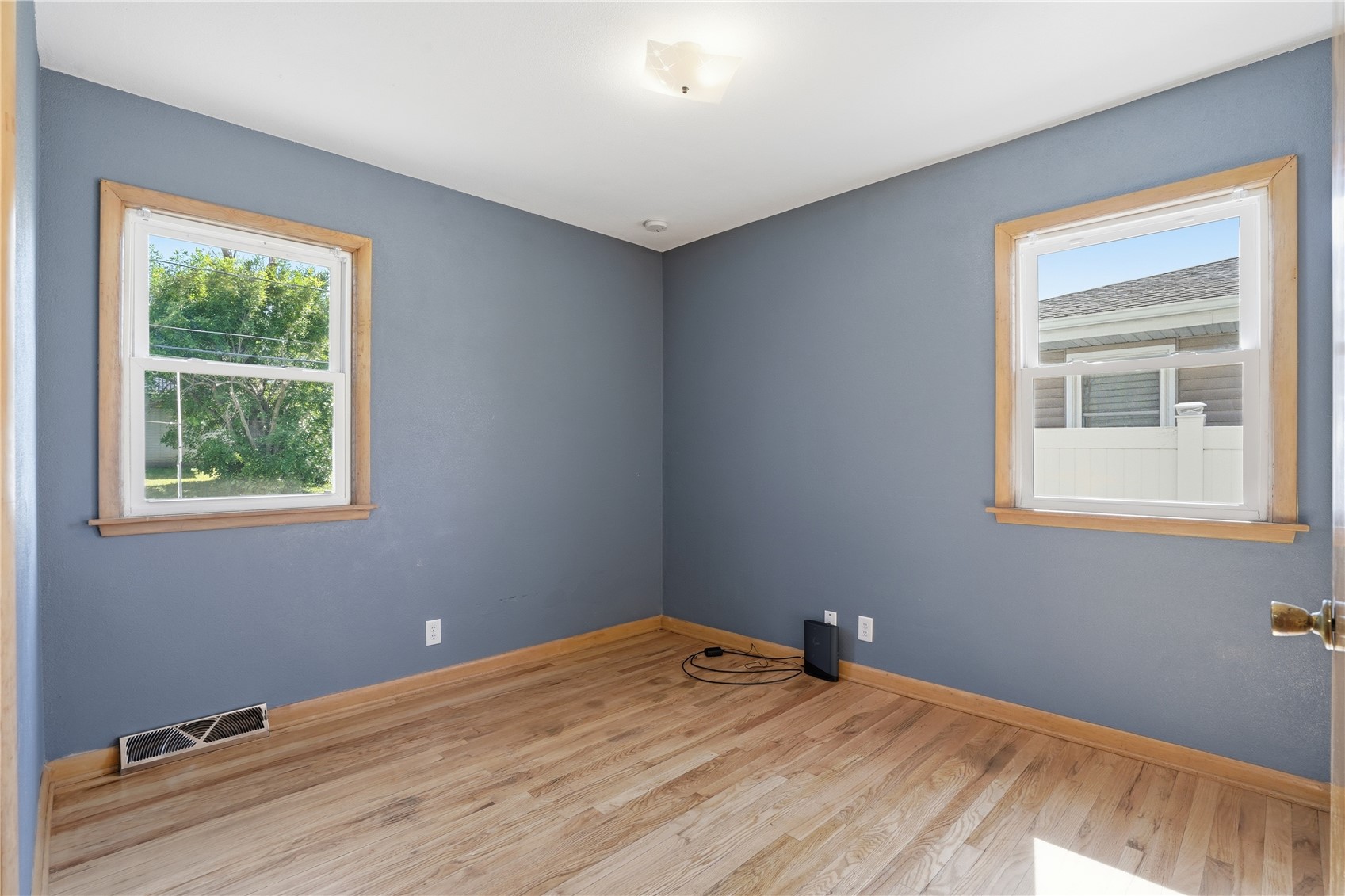 3401 Dennis Drive NW Cedar Rapids IA 52405