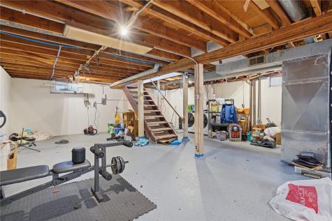 3401 Dennis Drive NW Cedar Rapids IA 52405