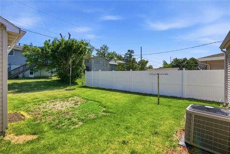 3401 Dennis Drive NW Cedar Rapids IA 52405
